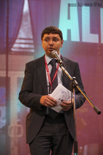 Дмитрий Захаренко, Корпорация ЮНИ
